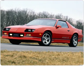 Chevrolet Camaro 3 (1982-1991)