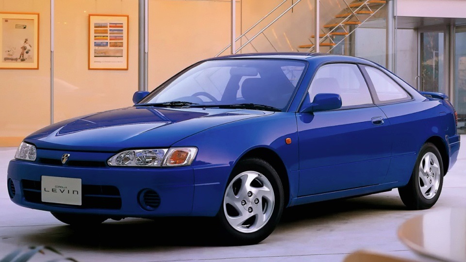 Toyota Corolla Levin AE 110 111 (1991-1995)